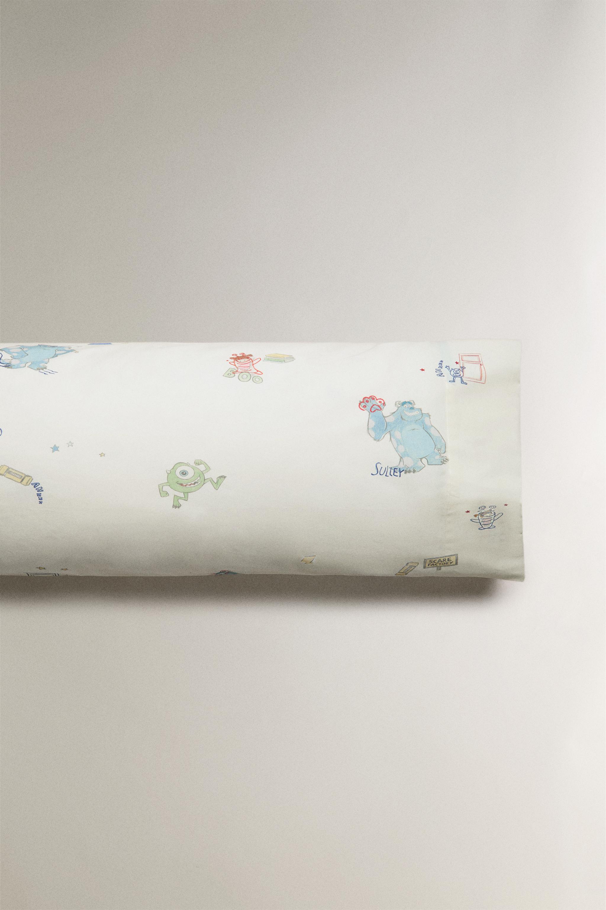 KIDS REVERSIBLE MONSTERS, INC. ©DISNEY/PIXAR PILLOWCASE